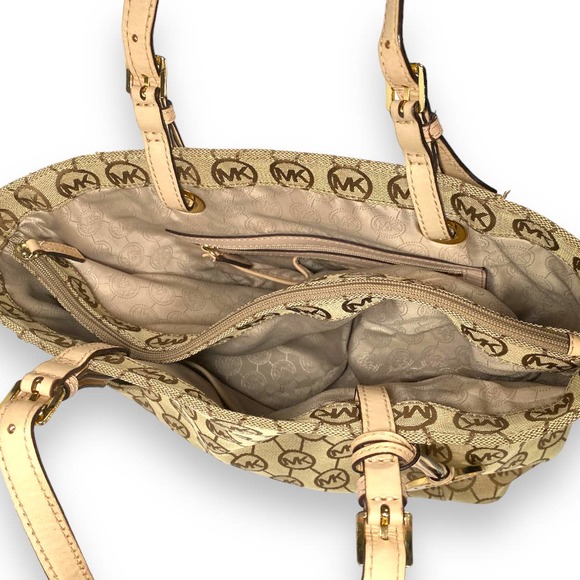 Michael Kors Tote Purse - Picture 11 of 16